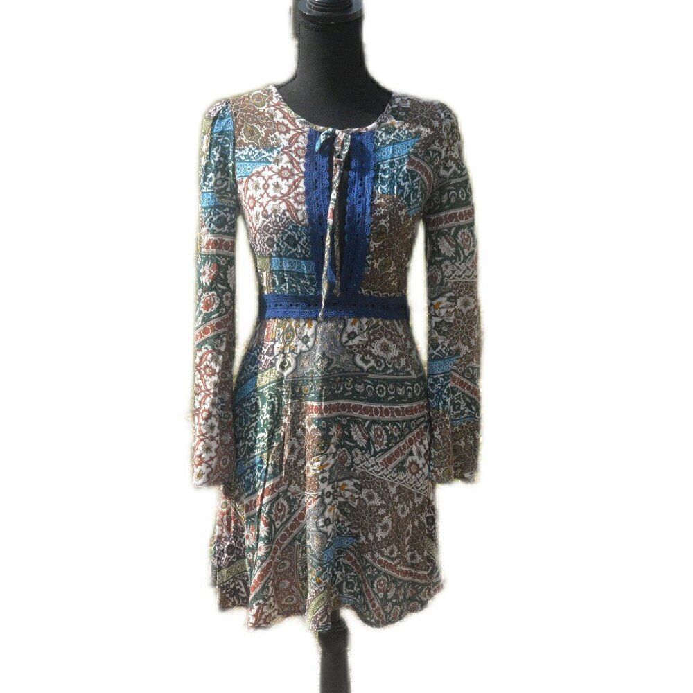 Solemio Bohemian Long Sleeve Embroidered Floral Print Mini Dress Size Small New